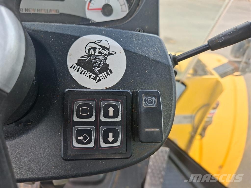 New Holland W 190 C LR 4X4 Прочие фургоны