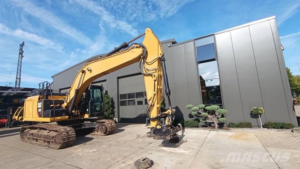 CAT 320 EL mit Topcon 3D-Steuerung, OQ70/55, Kamera Pelle sur chenilles