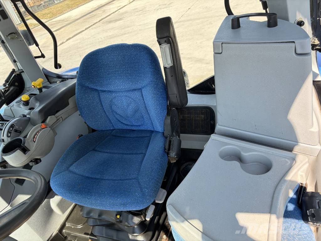 New Holland T 6050 Elite الجرارات