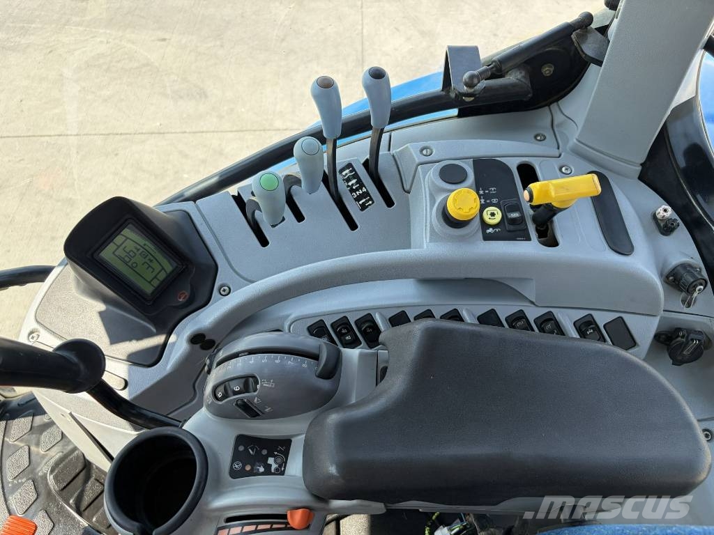 New Holland T 6050 Elite الجرارات