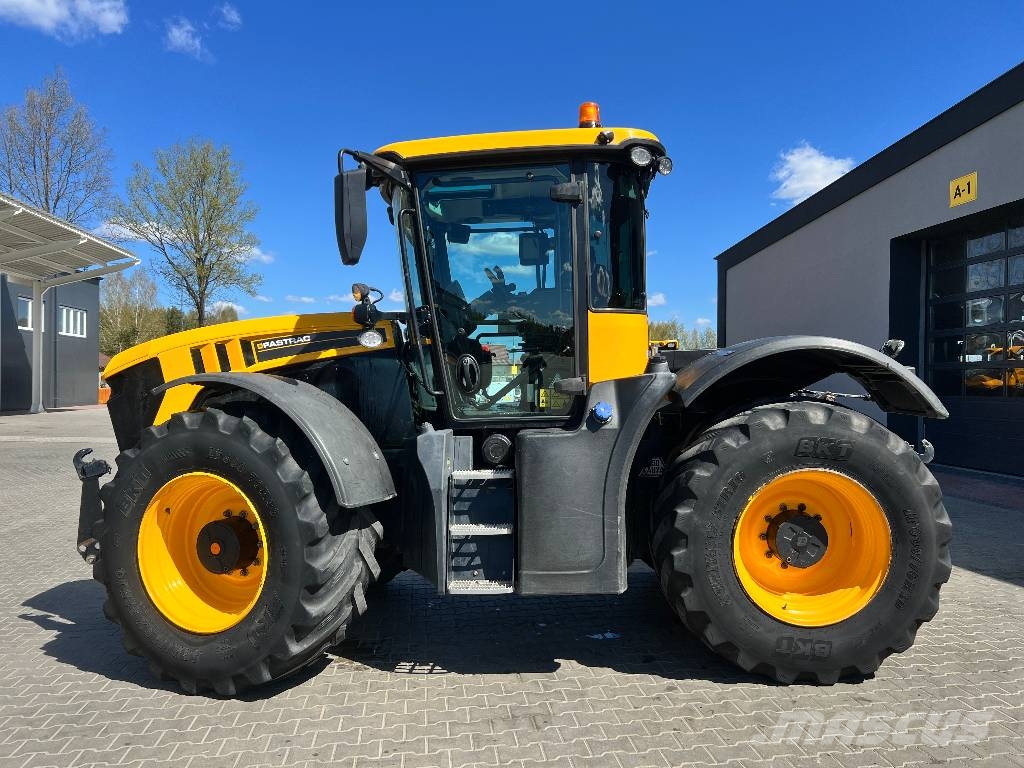 JCB Fastrac 4220 Tractores