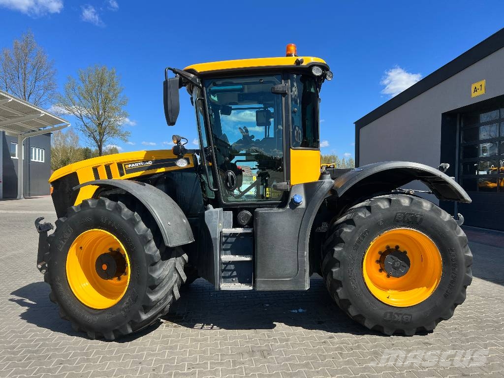 JCB Fastrac 4220 Tractores