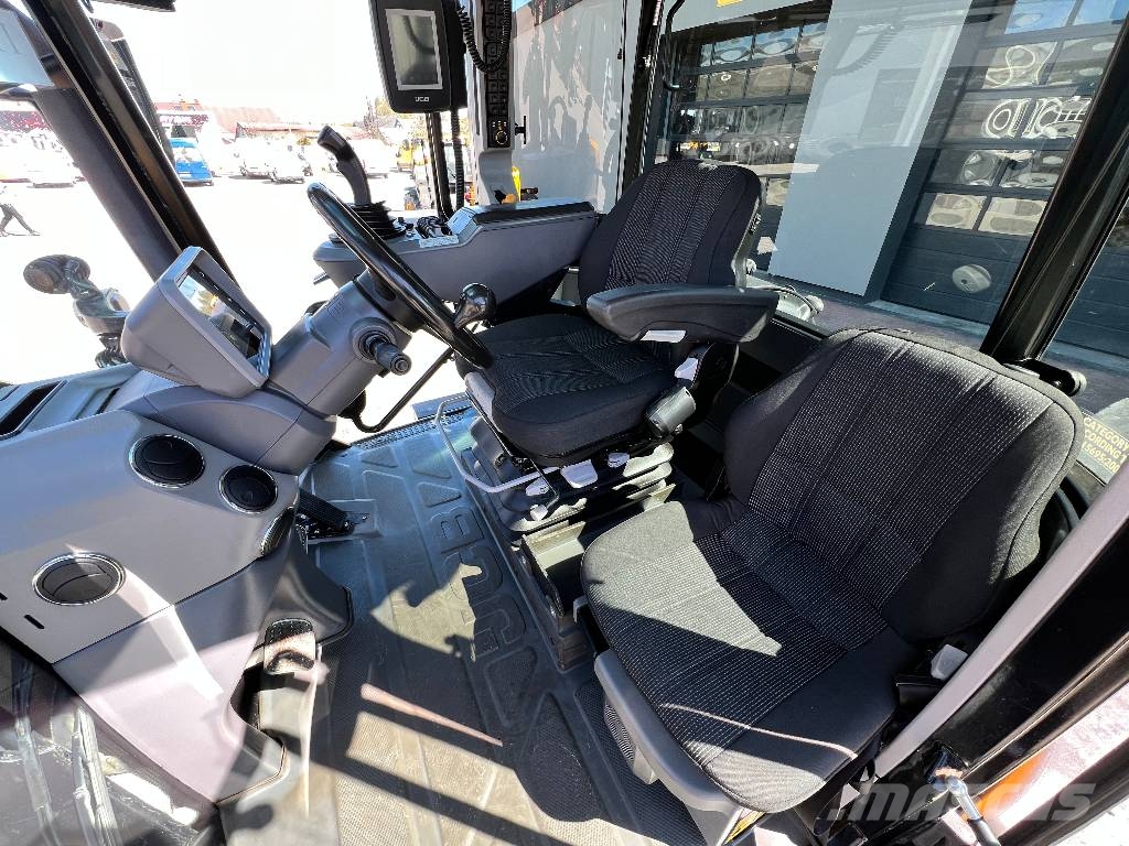 JCB Fastrac 4220 Tractores