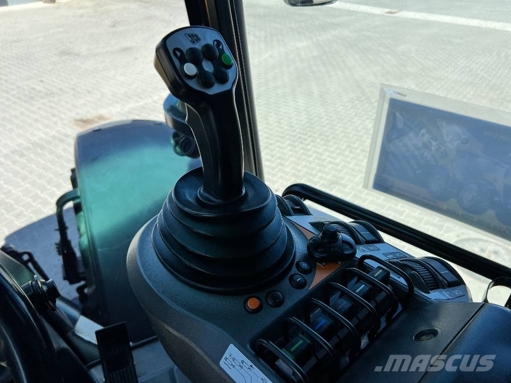 JCB Fastrac 4220 Tractores