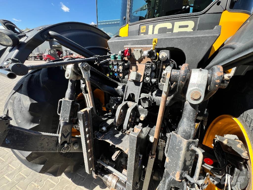 JCB Fastrac 4220 Tractores
