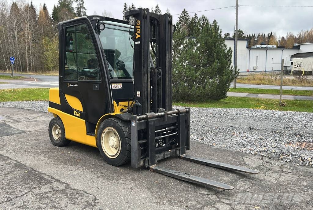 Yale GDP 30 VX Diesel heftrucks