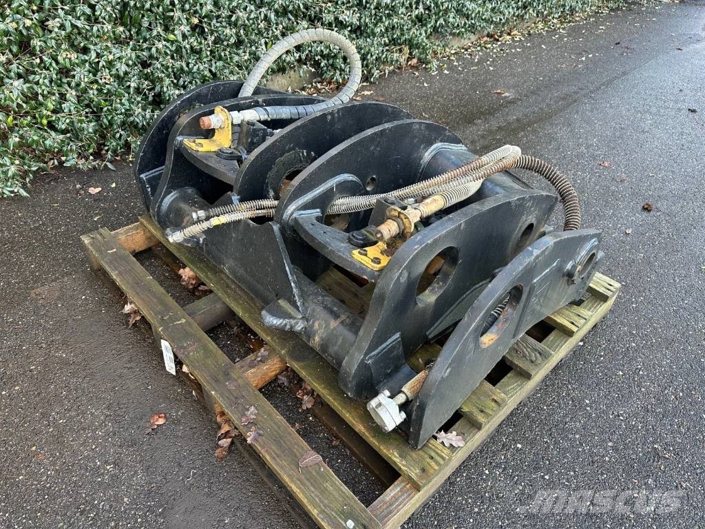 CAT 950 - 962 Fusion coupler 快速连接器