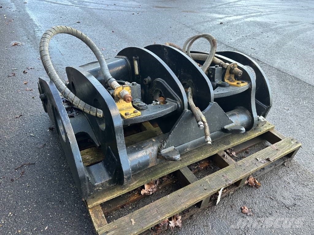 CAT 950 - 962 Fusion coupler 快速连接器