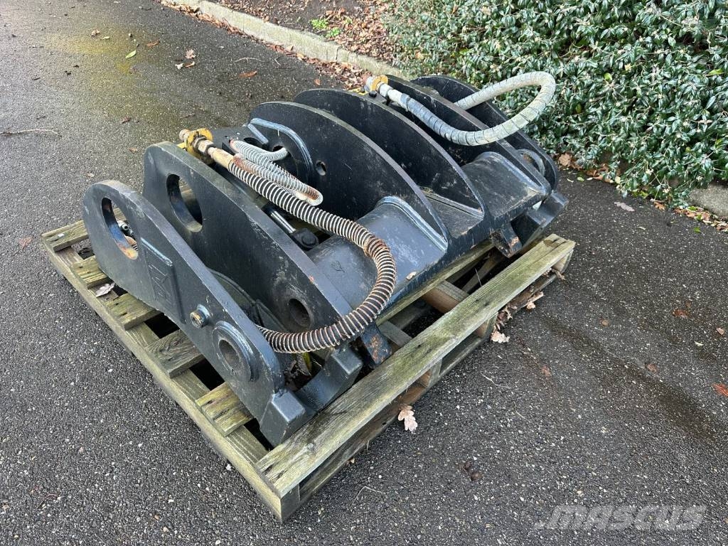 CAT 950 - 962 Fusion coupler 快速连接器
