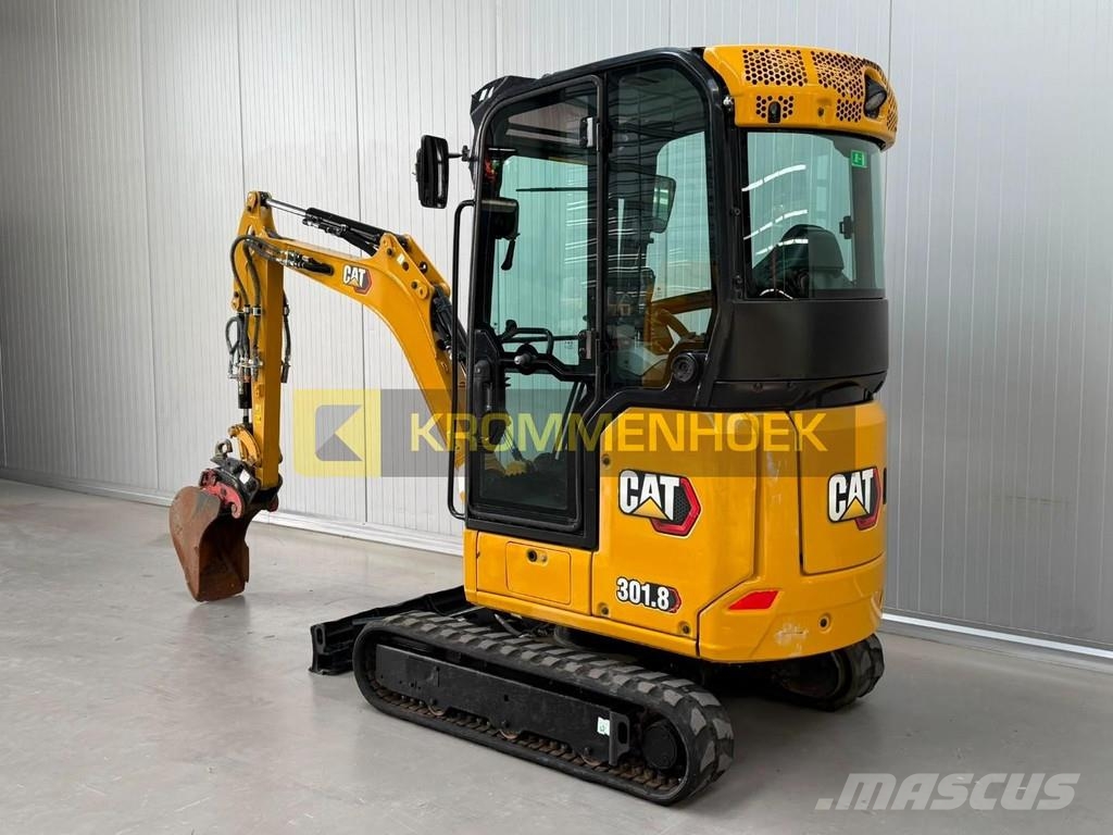 CAT 301.8 Mini pelle < 7t