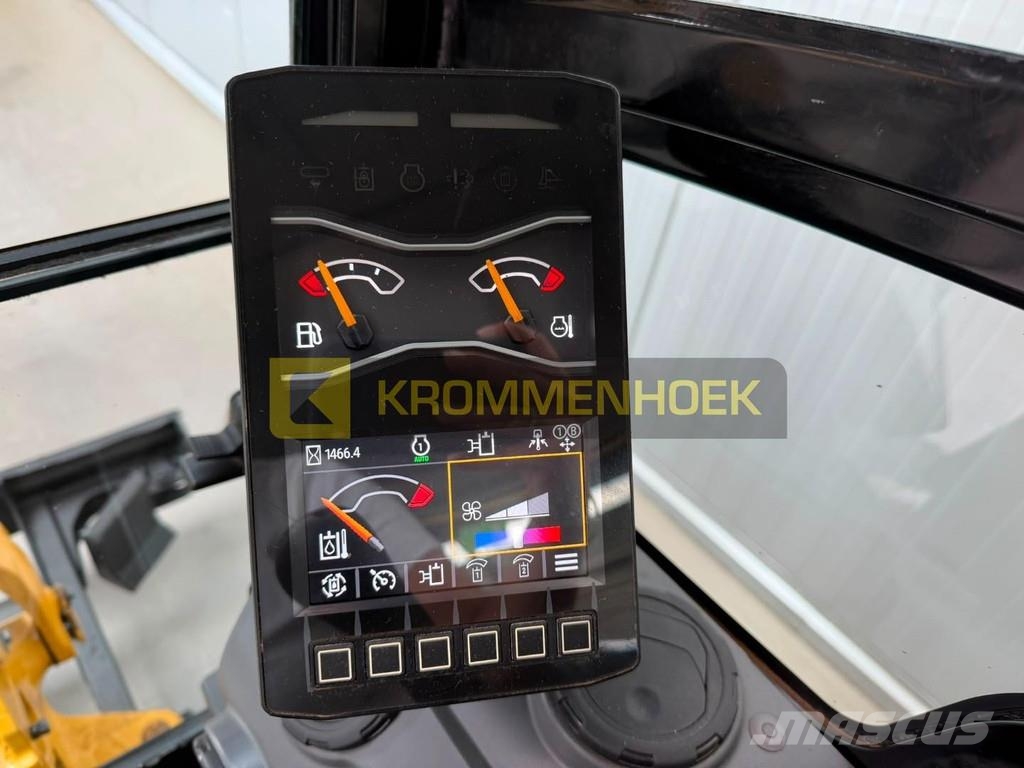 CAT 301.8 Mini pelle < 7t