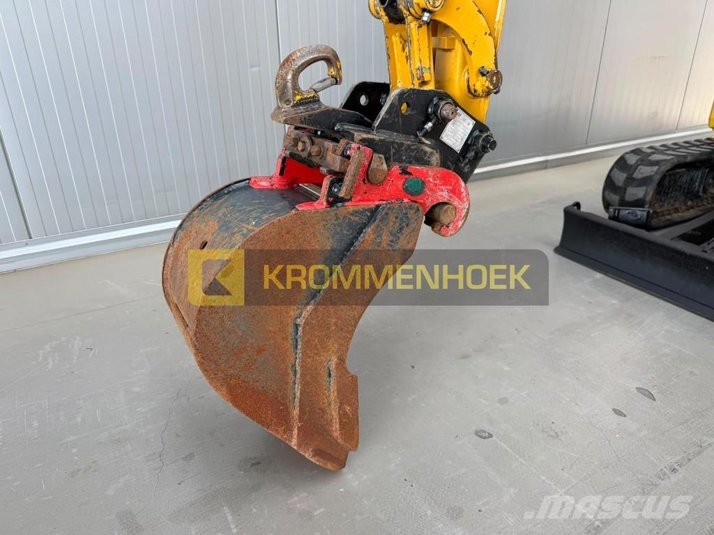 CAT 301.8 Mini pelle < 7t