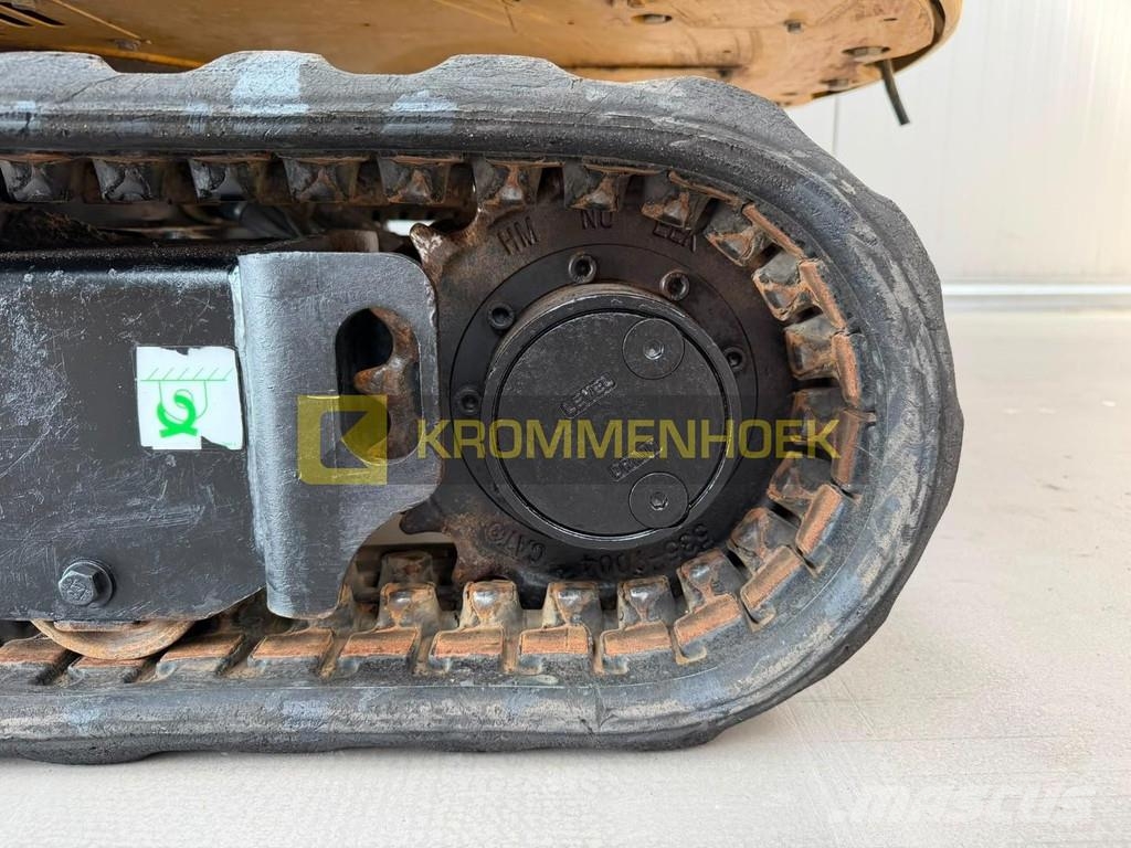 CAT 301.8 Mini pelle < 7t