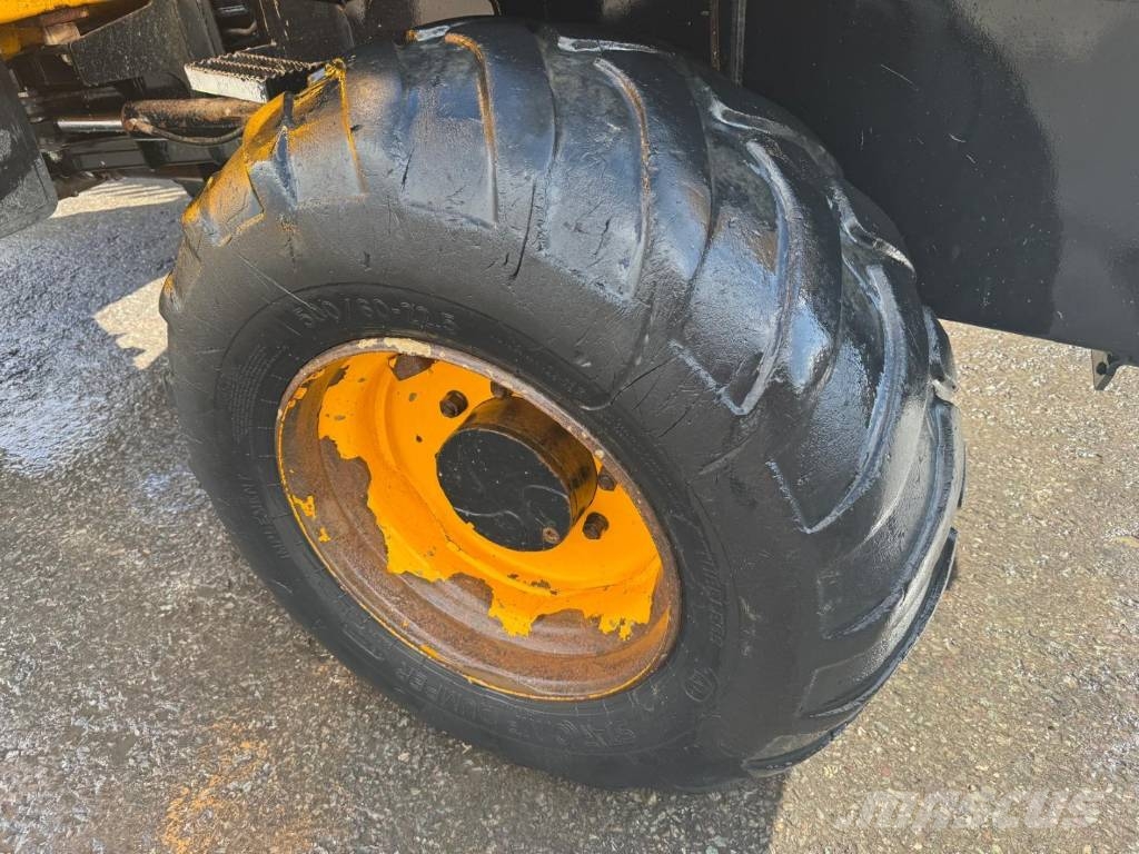 JCB 9T Vehículos compactos de volteo