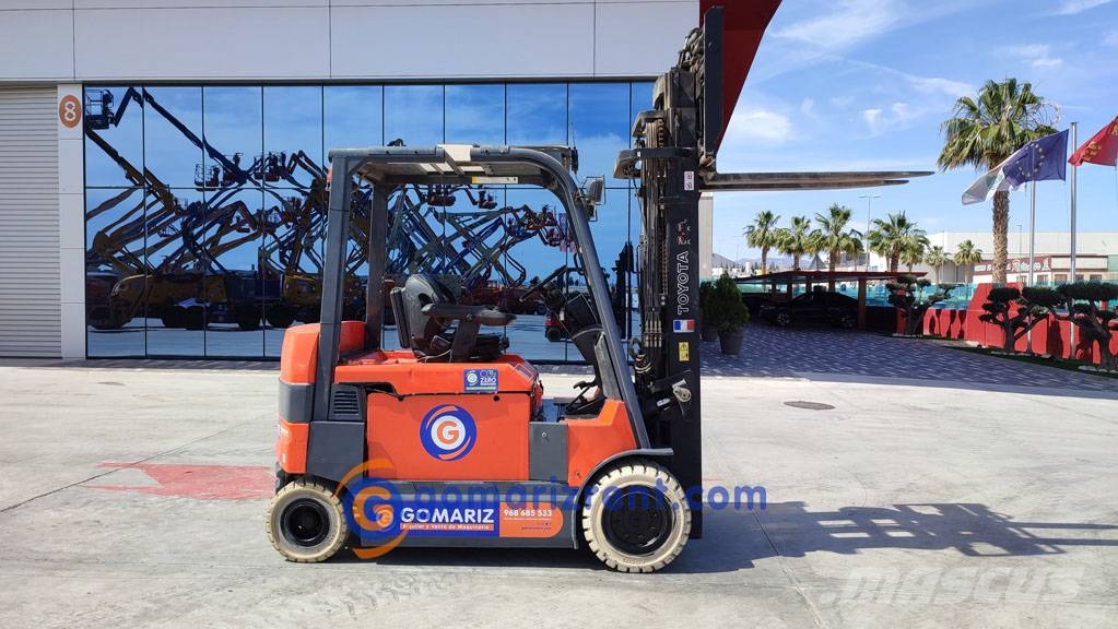 Toyota 7 FBM 30 Electric forklifts