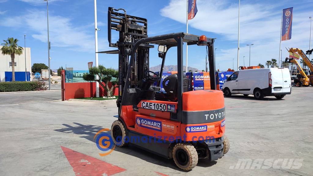 Toyota 7 FBM 30 Electric forklifts