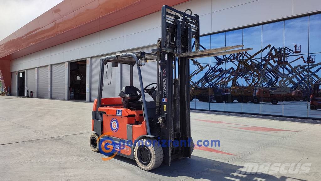 Toyota 7 FBM 30 Electric forklifts