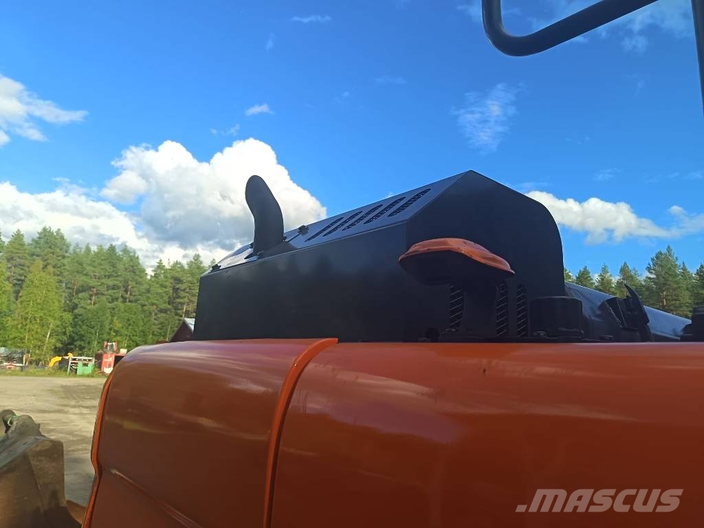 Doosan DX160LCH-5 Гусеничні екскаватори
