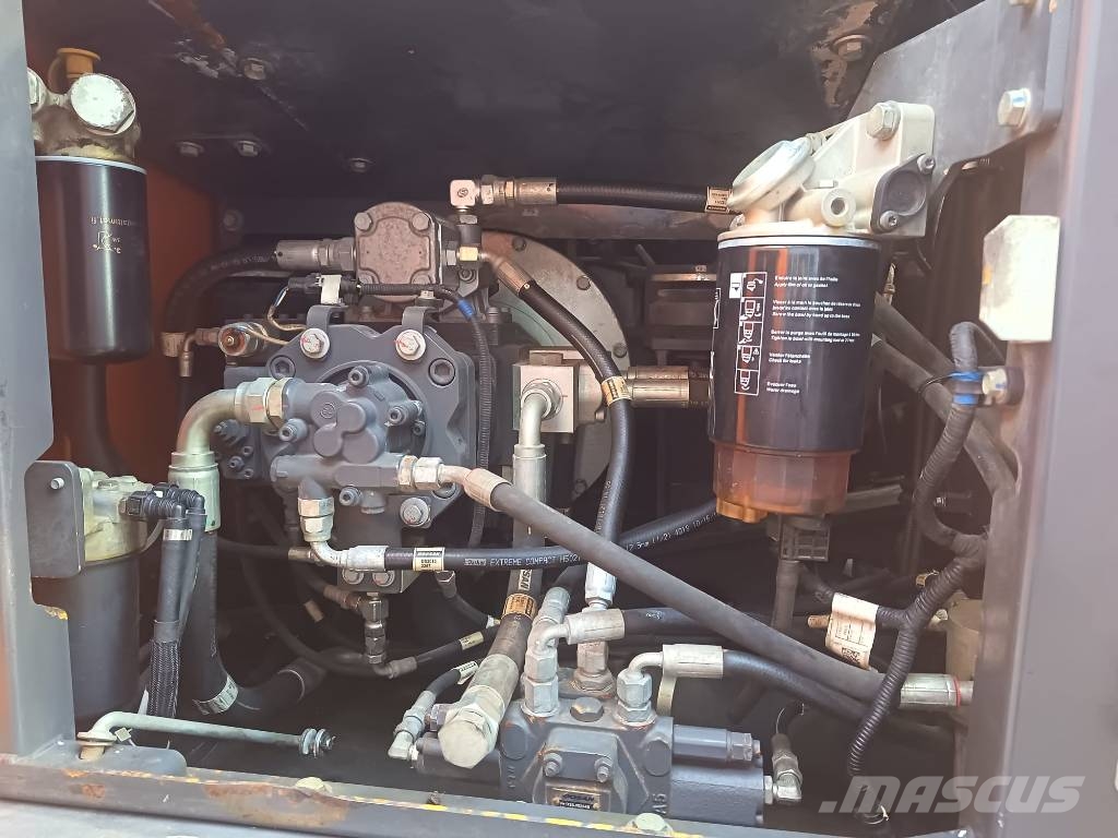 Doosan DX160LCH-5 Гусеничні екскаватори