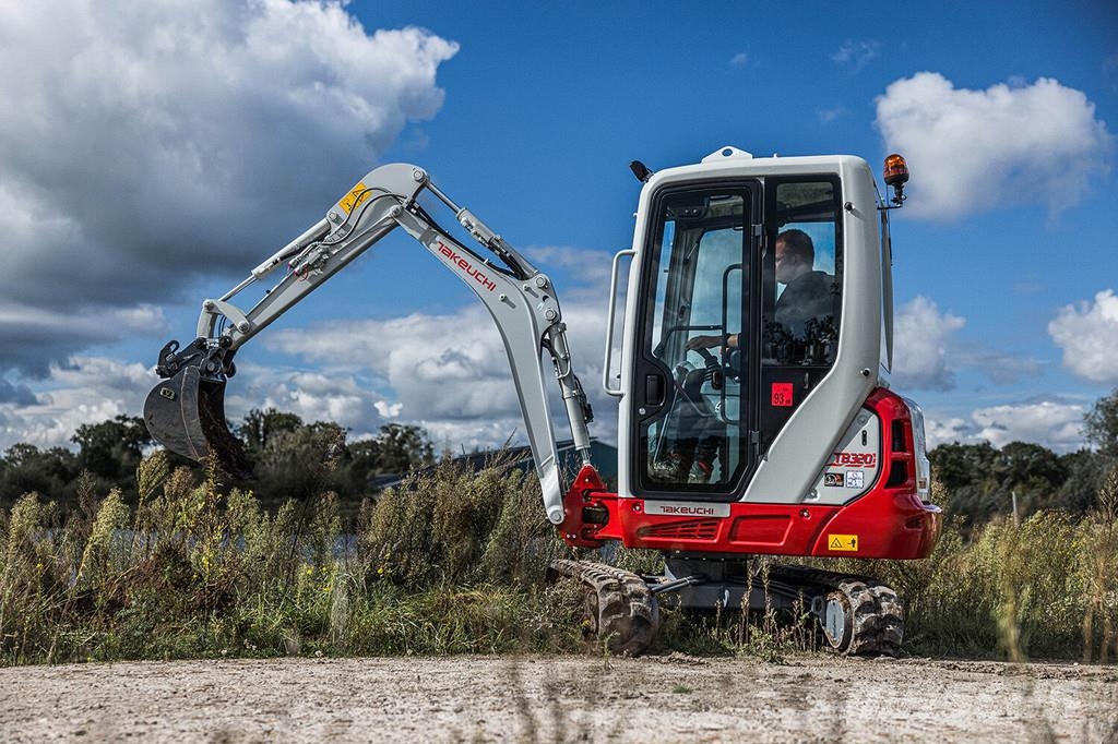 Takeuchi TB320 Miniescavatori