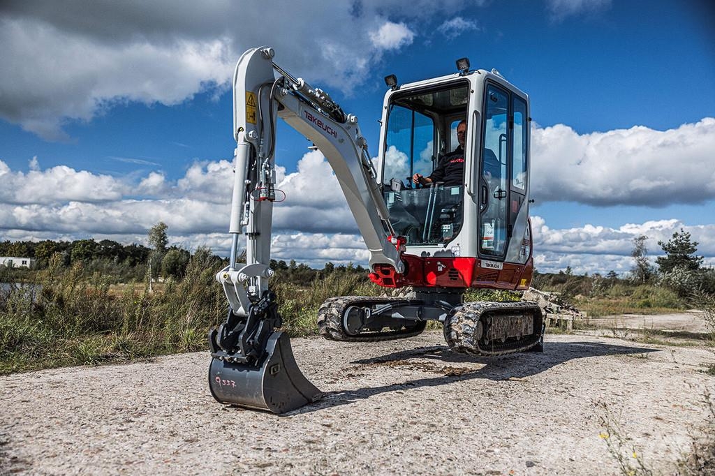 Takeuchi TB320 Miniescavatori