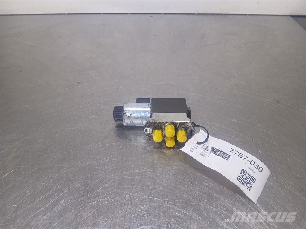 Schaeff SKS634-Argo Hytos RPE3-062C51-NG6 4/2 Valve 12V Hydraulics