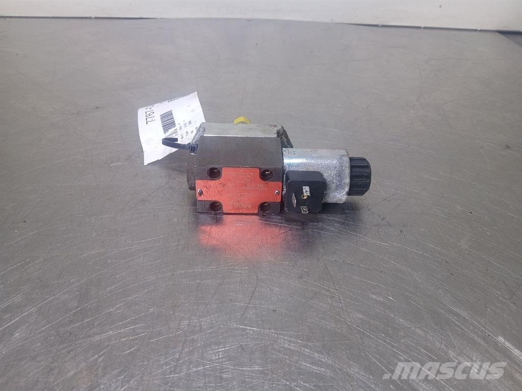 Schaeff SKS634-Argo Hytos RPE3-062C51-NG6 4/2 Valve 12V Hydraulics