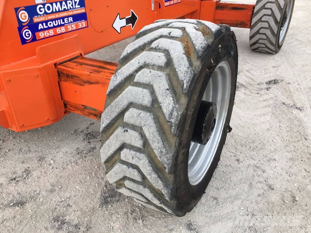 JLG 1350 SJP Kĺbové plošiny