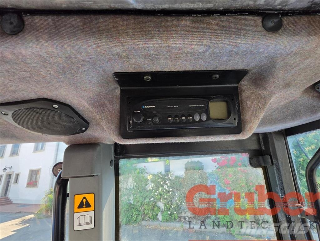 New Holland TL 90 Τρακτέρ