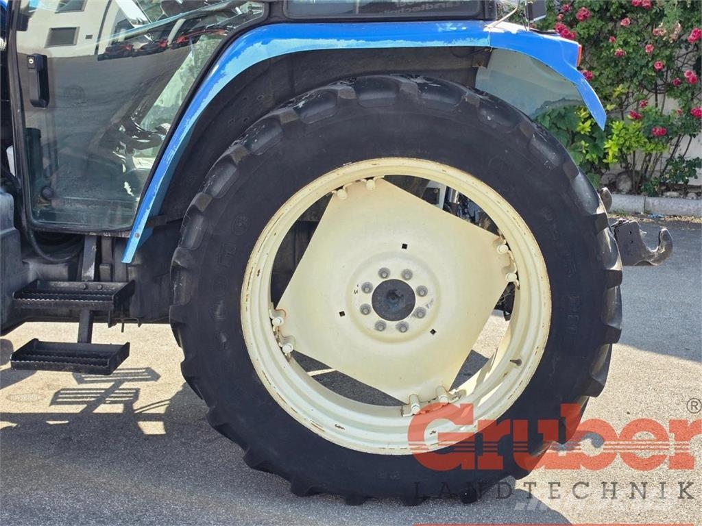New Holland TL 90 Τρακτέρ