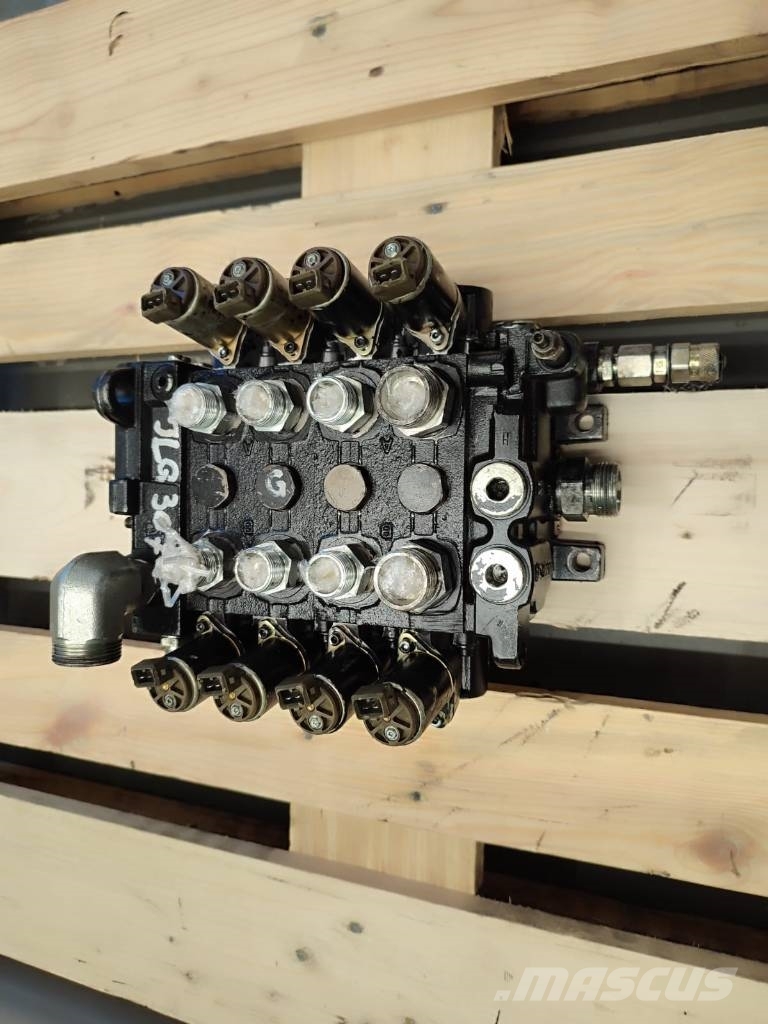 Distributor 20074311 Parker P70CF-04-BE03-012 JLG 液压