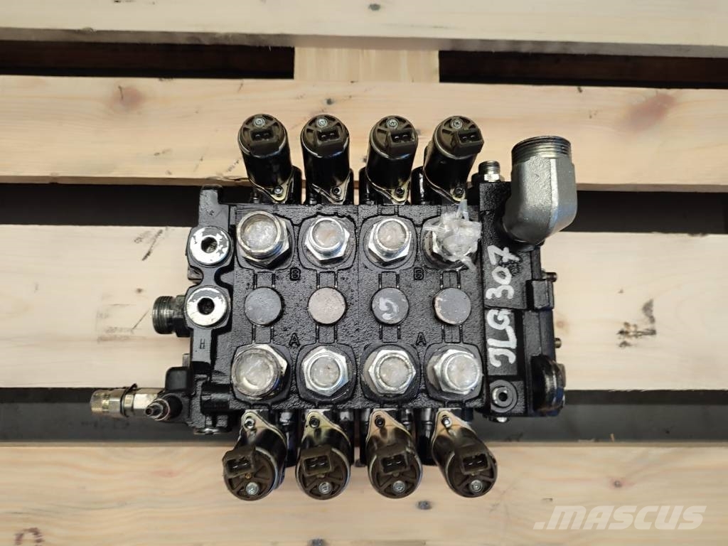 Distributor 20074311 Parker P70CF-04-BE03-012 JLG 液压