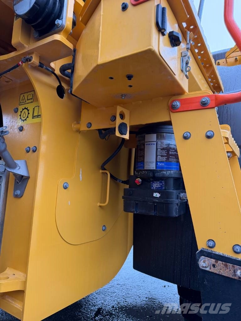 Volvo L120H Våg Lock-up, Co-pilot, 3e o 4e, CDC, C-smörj Kolesni nakladalci