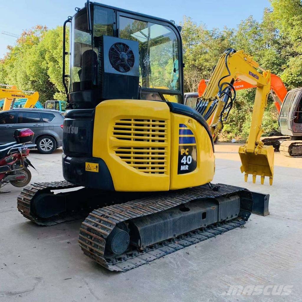 Komatsu PC 40 MR حفارات صغيرة أقل من 7 طن (حفارات صغيرة)