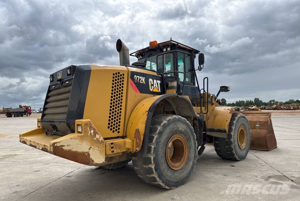 CAT 972 K Колесни товарачи