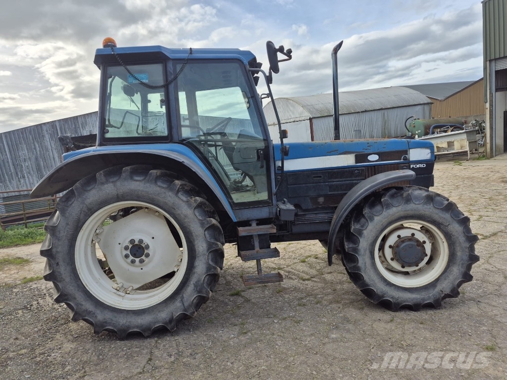 New Holland 7840 S L Traktori
