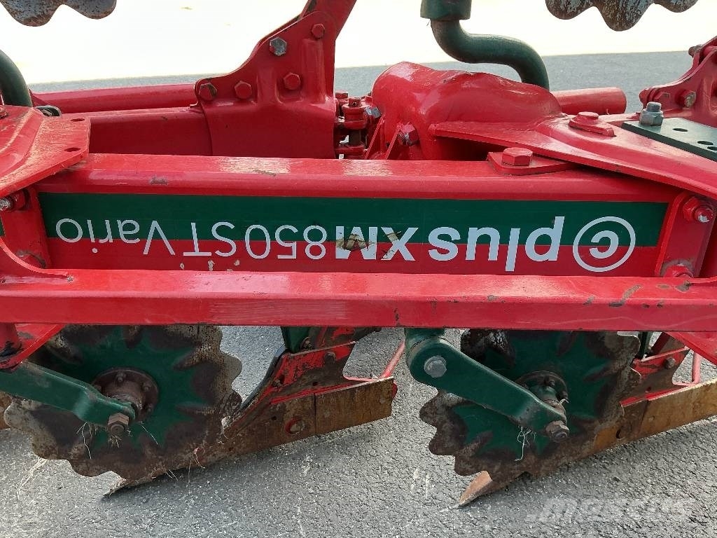 Vogel & Noot Plus XM 850 ST Vario Wendepflüge