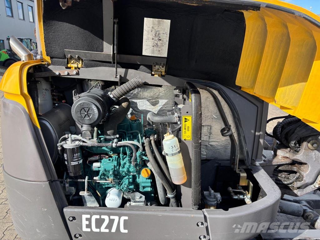 Volvo EC27C Mini pelle < 7t
