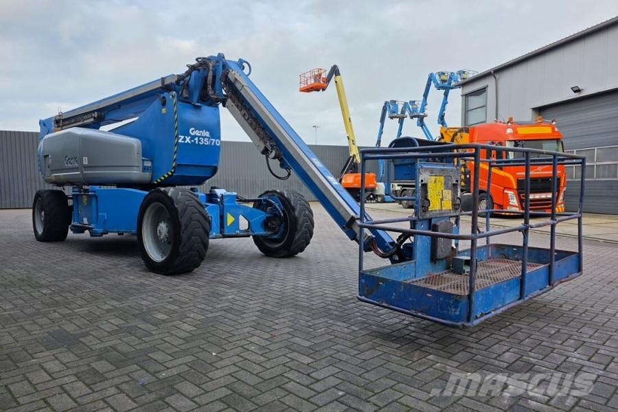Genie ZX135/70 Diesel, 4x4x4 Drive, 43m Lifting Height, Plataformas con brazo de elevación manual