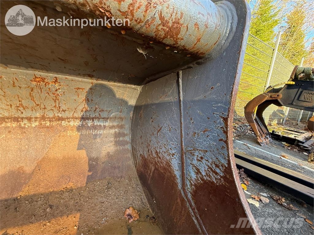 Volvo GPX Buckets