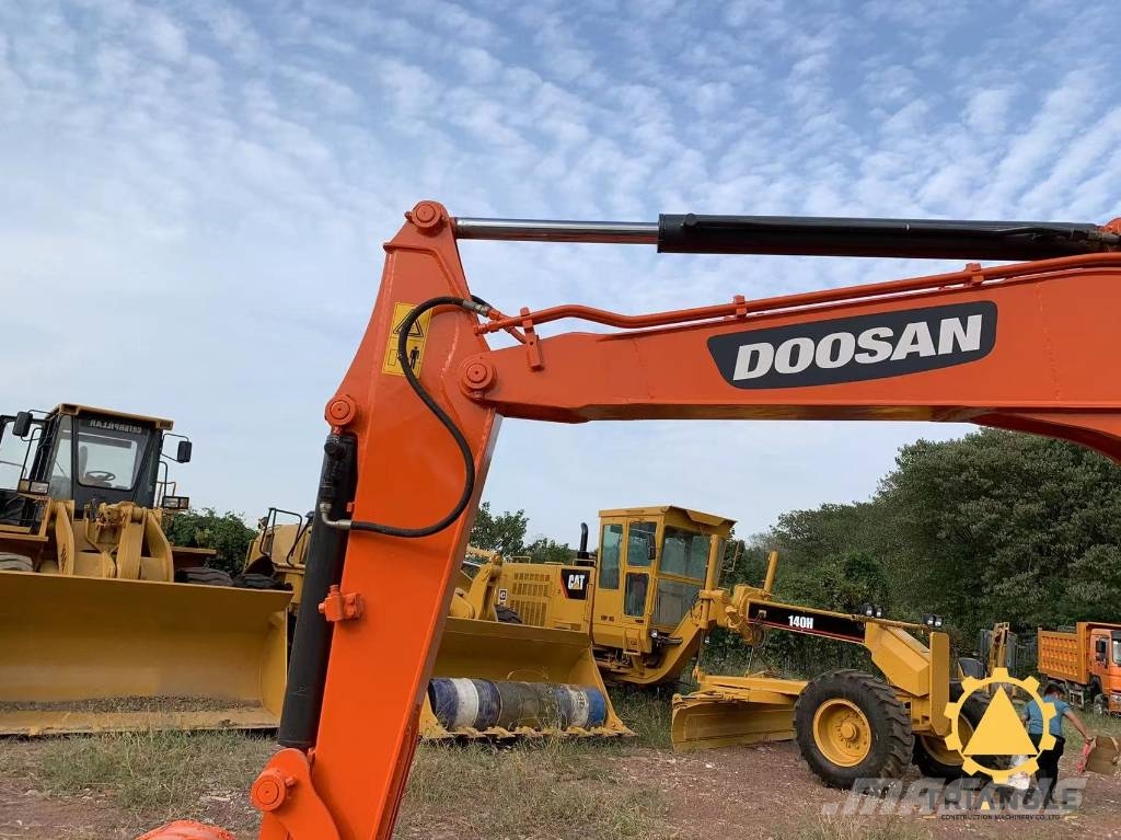 Doosan DX 55 Bagri goseničarji