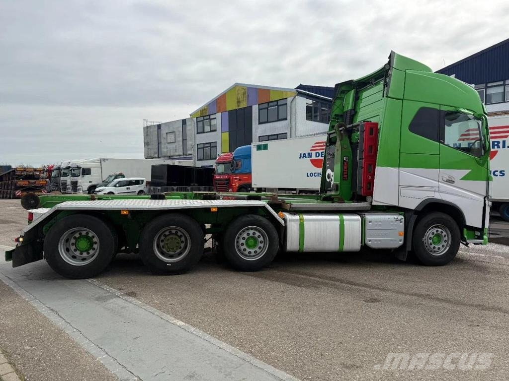 Volvo FH 16.550 8X2 EURO 6 + HIAB HOOKLIFT 20 TON شاحنات الرافعات الخطافية
