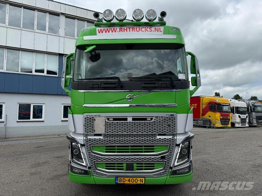 Volvo FH 16.550 8X2 EURO 6 + HIAB HOOKLIFT 20 TON شاحنات الرافعات الخطافية
