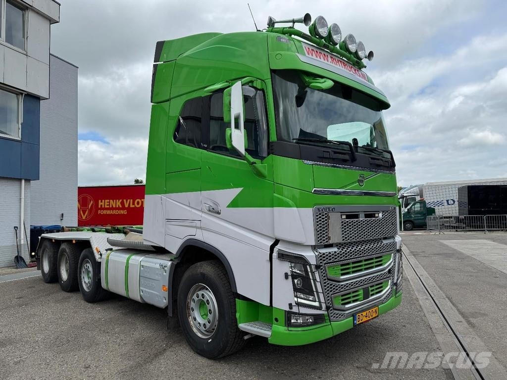 Volvo FH 16.550 8X2 EURO 6 + HIAB HOOKLIFT 20 TON شاحنات الرافعات الخطافية