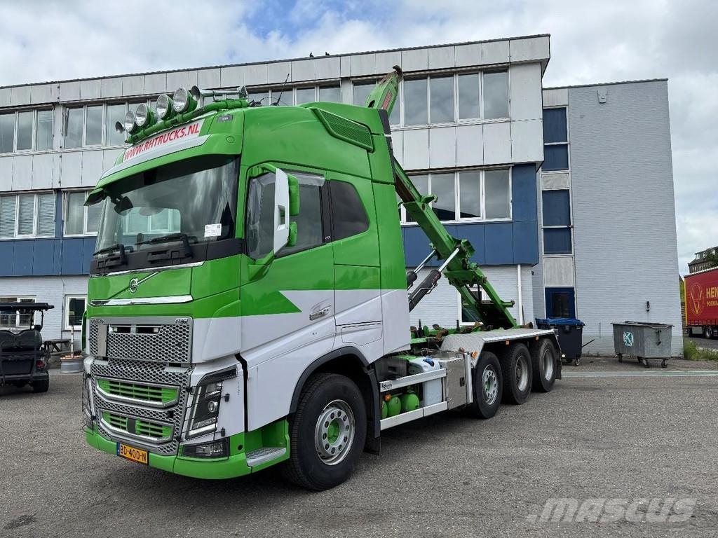 Volvo FH 16.550 8X2 EURO 6 + HIAB HOOKLIFT 20 TON شاحنات الرافعات الخطافية