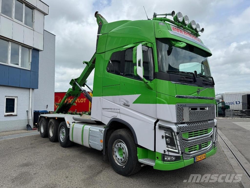 Volvo FH 16.550 8X2 EURO 6 + HIAB HOOKLIFT 20 TON شاحنات الرافعات الخطافية