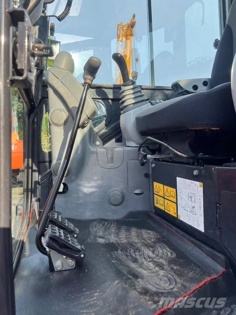 Hitachi ZX 55 USR Minibagger < 7t