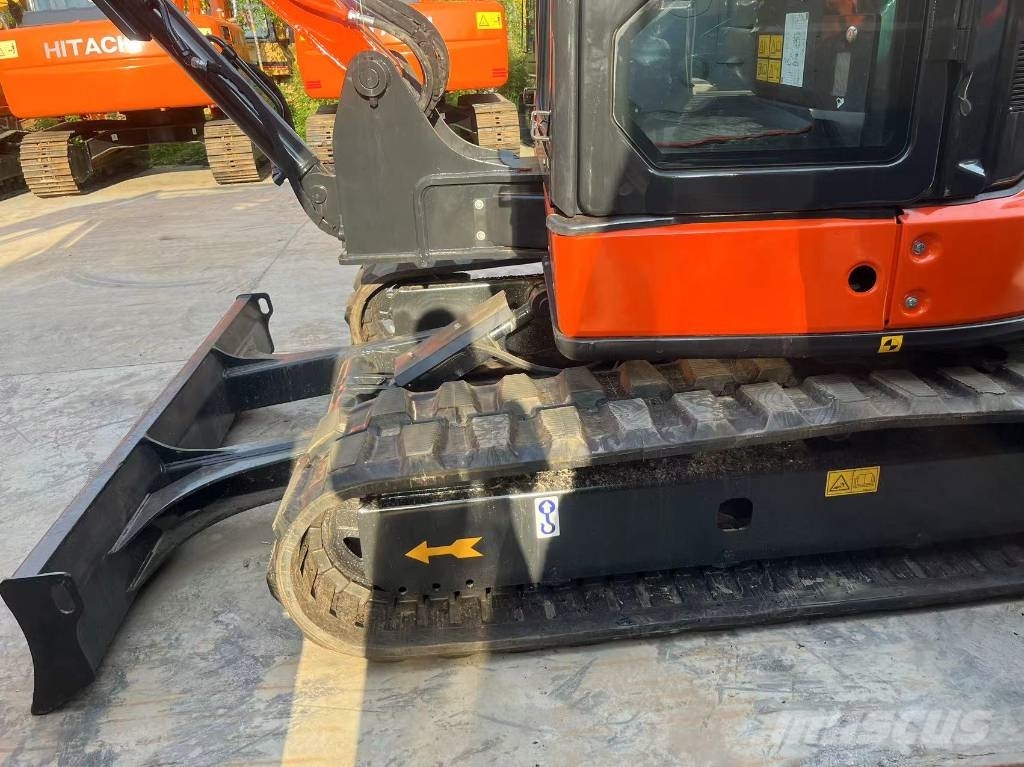 Hitachi ZX 55 USR Minibagger < 7t