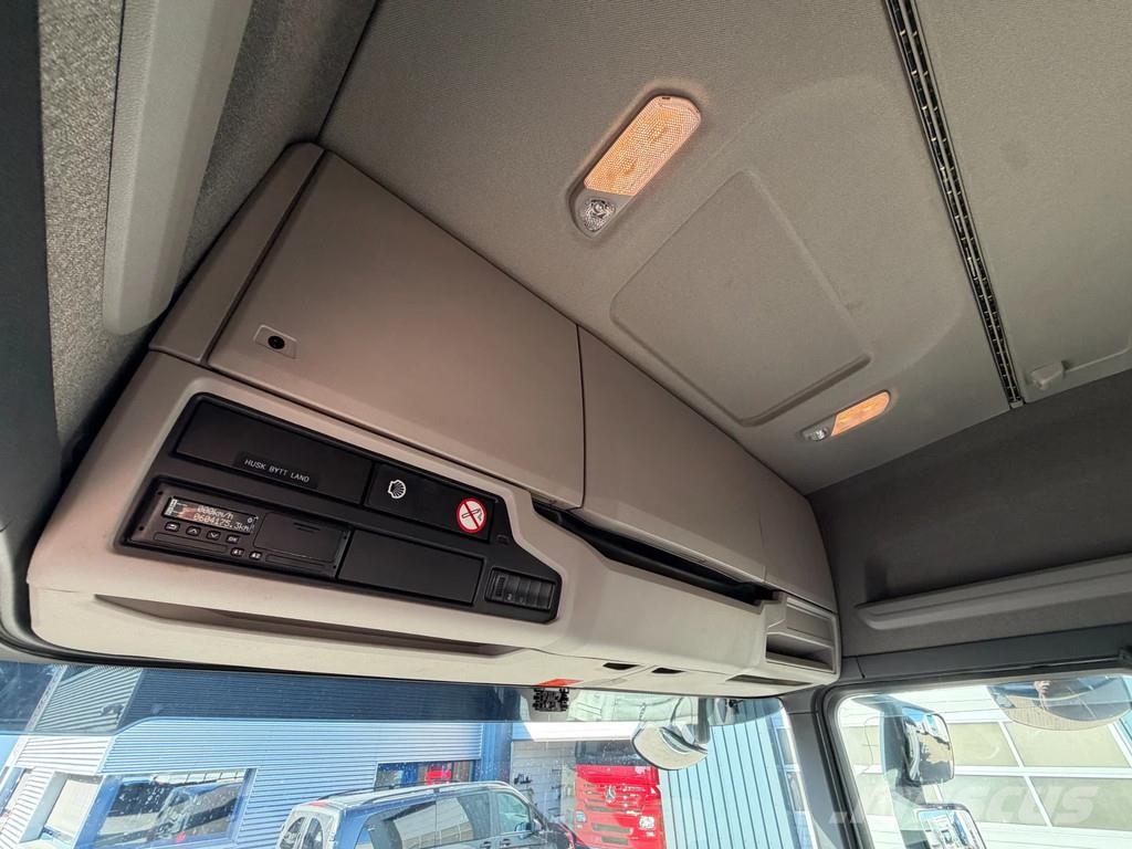 Scania G500 8x2*6 Chassis Retarder Full Air Euro 6D Alcoa キャブ付きシャーシ