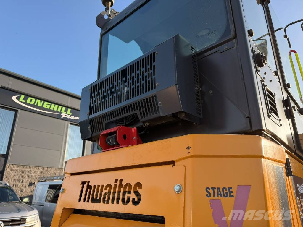 Thwaites Mach 2390 側卸礦車